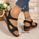 Plateau-Sandalen mit Blumenmuster und Klettverschluss, Keilabsatz, offene Zehenpartie, Strand-Hausschuhe